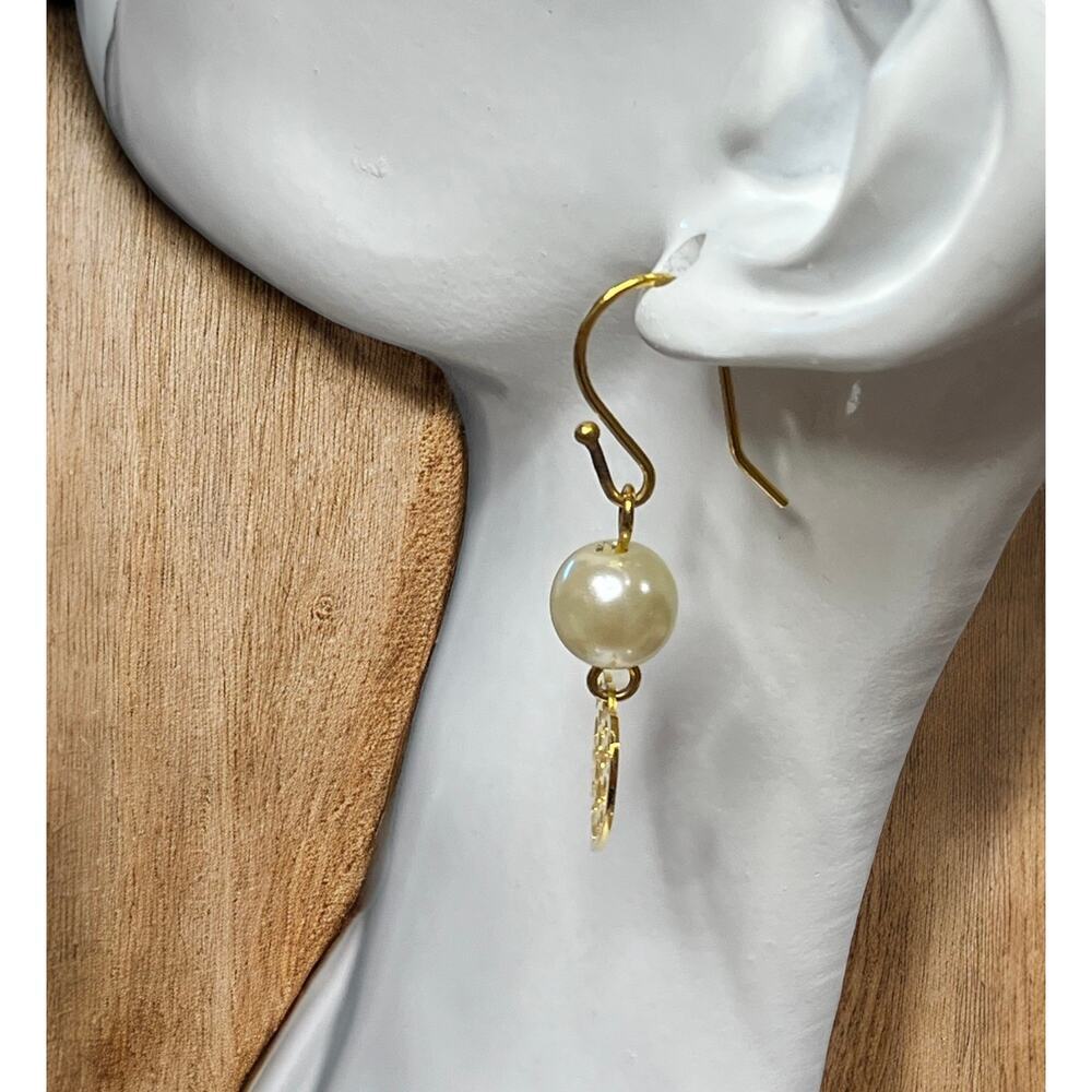 Coach Pearl and Heart Drop Earrings - Picture 4 of 7